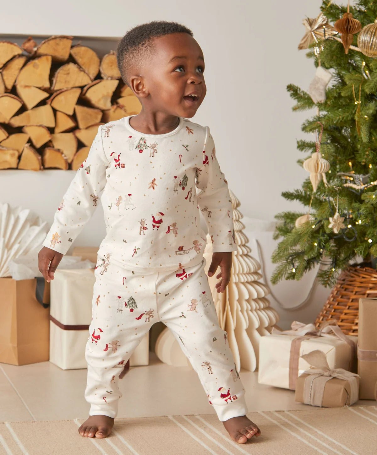 Kids’ long-sleeve pajama set, white with Christmas-themed allover print