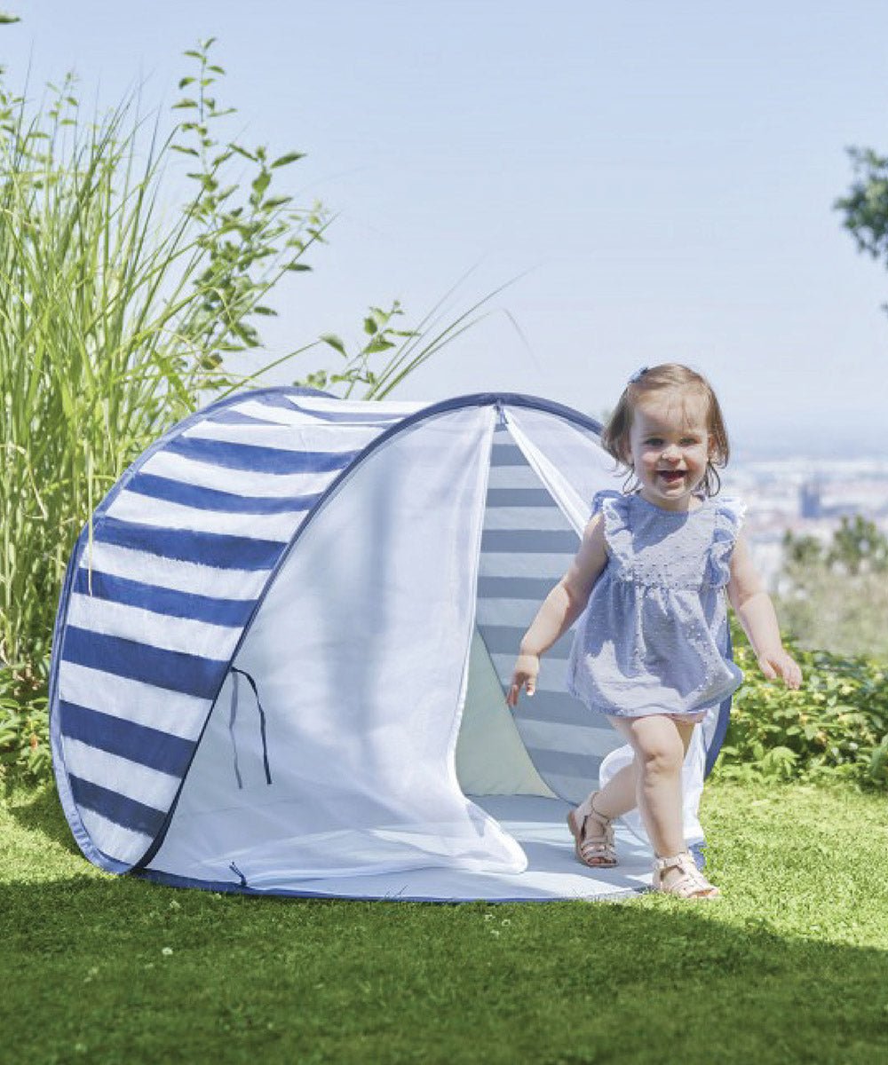 Striped pop-up baby tent with mesh front and side walls