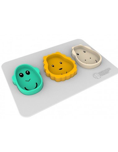 Cool grey animal snack mat with three smiling character pieces