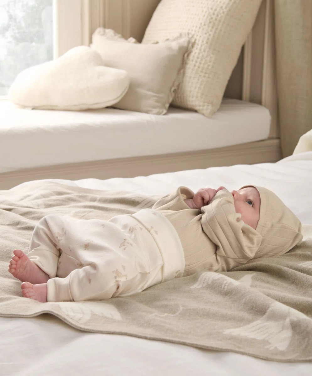 Cream baby long-sleeve bodysuit and leggings with subtle duck print
