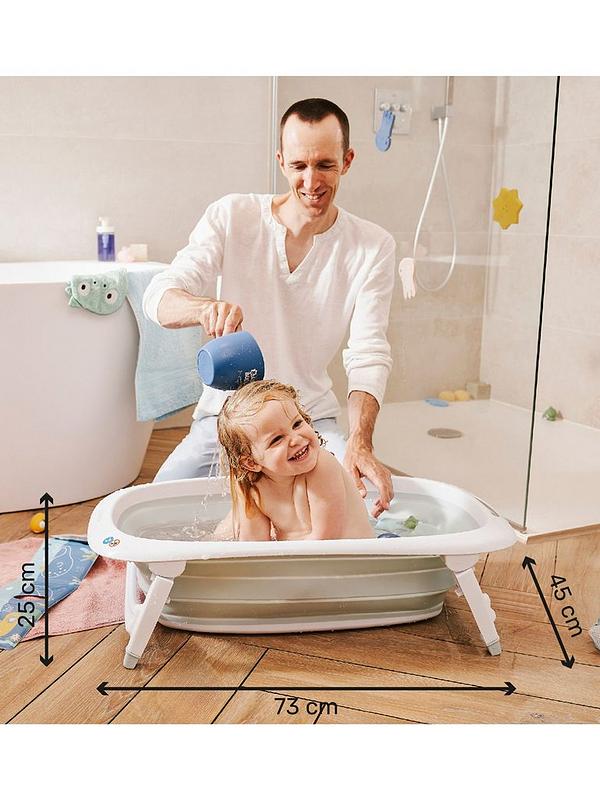 Foldable baby bathtub with size markings: 73 cm length, 45 cm height, 25.5 cm depth