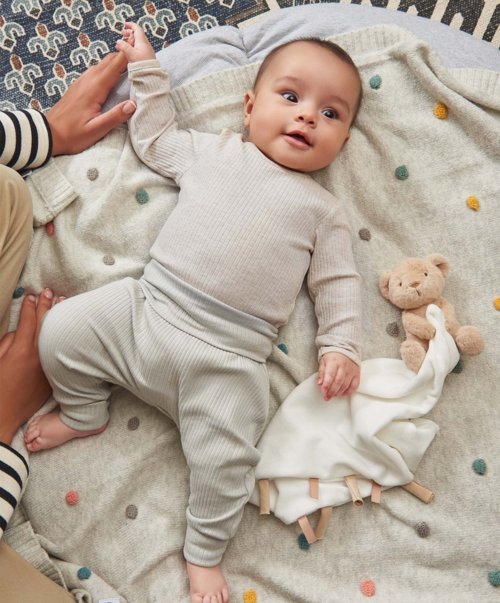 Oatmeal ribbed long-sleeve baby bodysuit with snap crotch and crew neckline