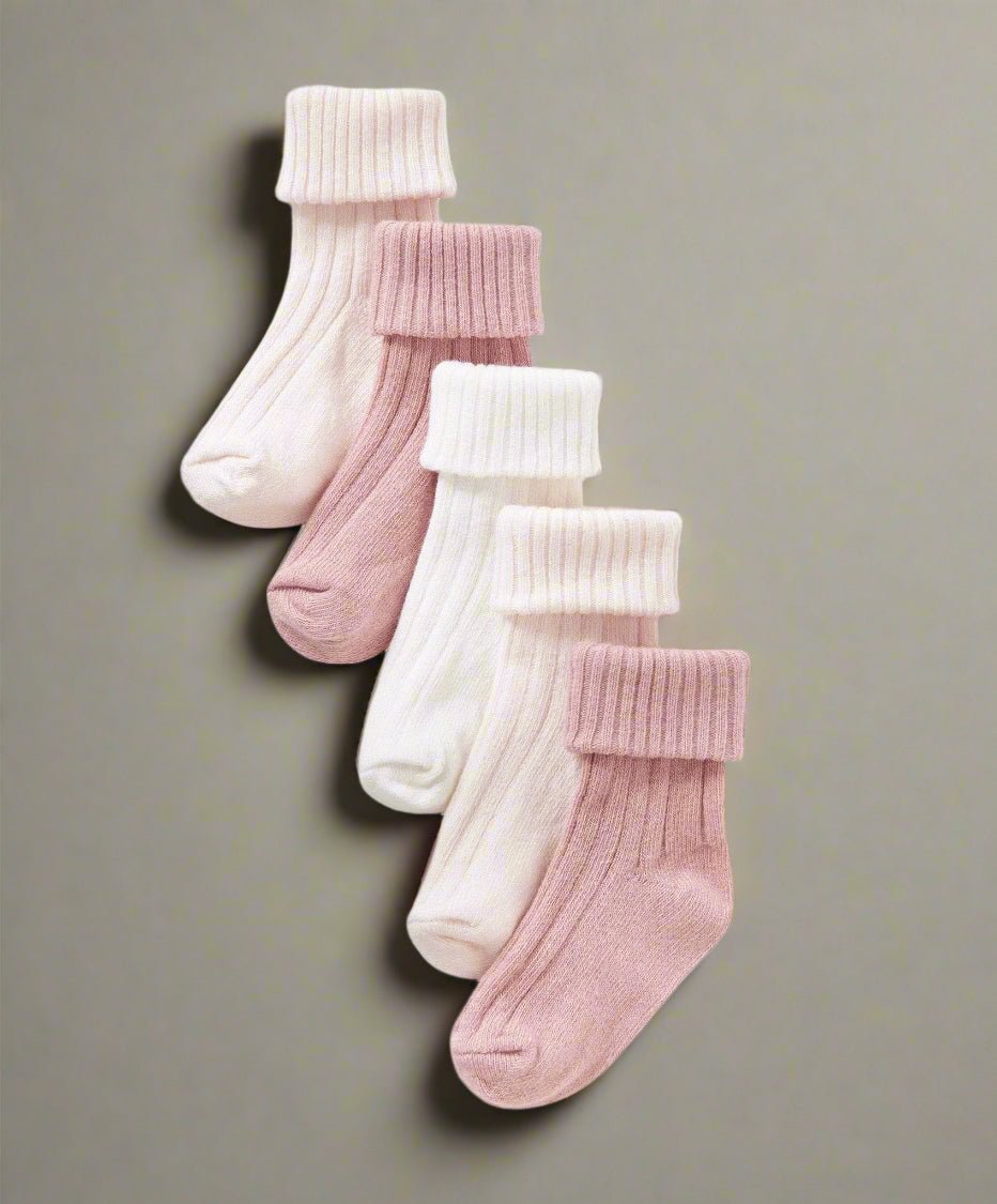 Pack of 5 ribbed socks with pink and white tones, folded cuffs and ankle length