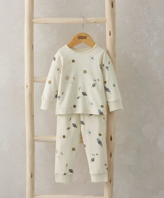 Kids' planet-print pajama set with long sleeves and matching trousers
